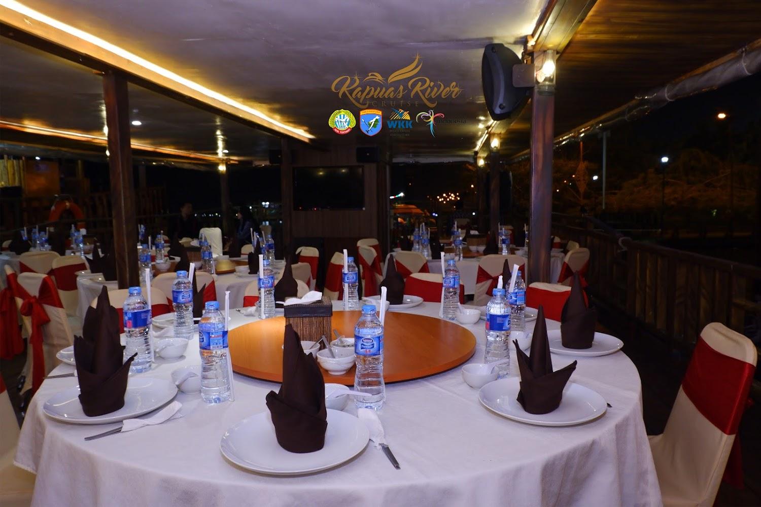 Cover Image for Grand Kartika Hotel Pontianak