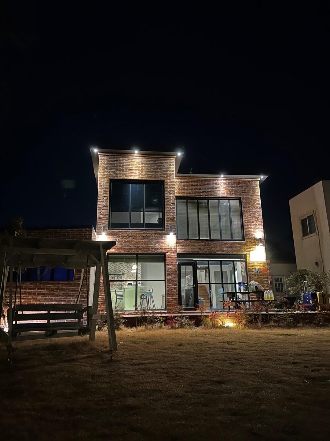 Cover Image for 풀스테이 보듬채
