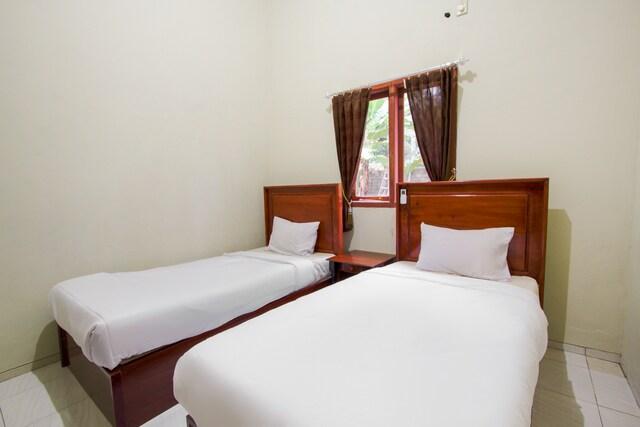 Cover Image for OYO 2978 Karanggoso Indah Hotel