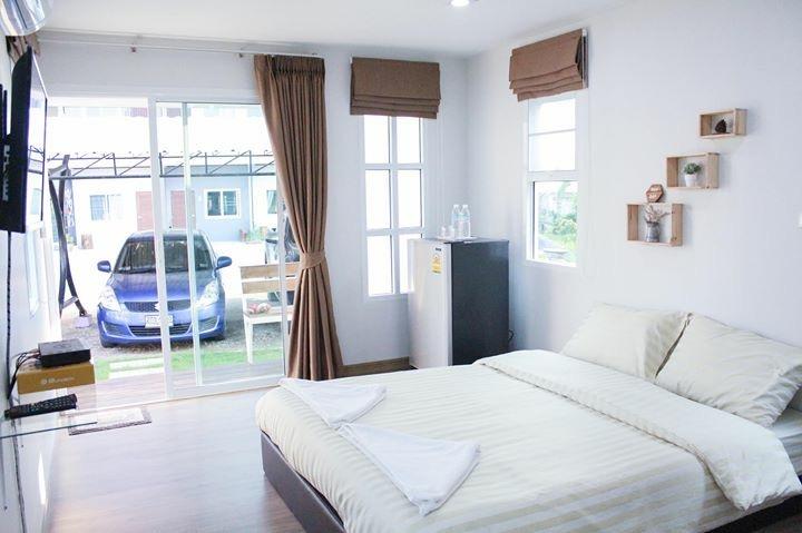 Cover Image for มูนอินน์เพลส Mooninn Place