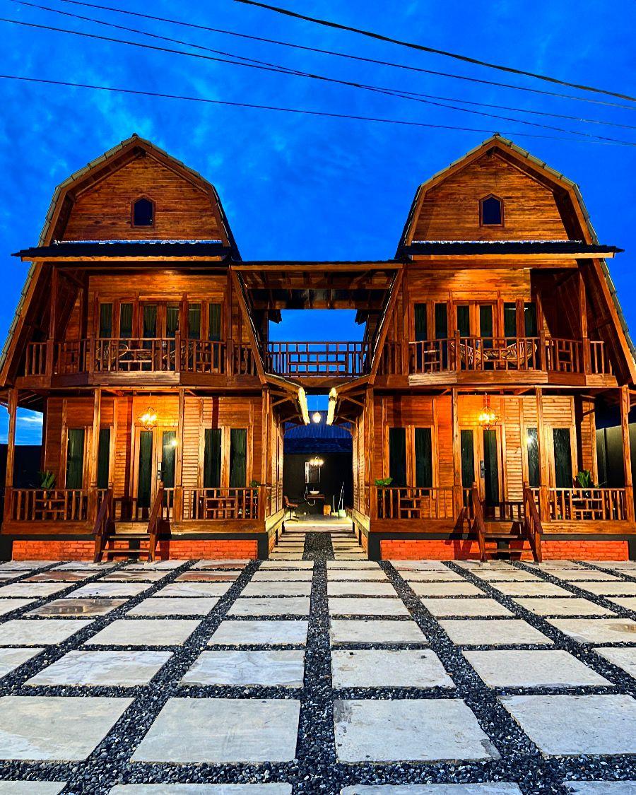 Cover Image for Noerbaya House
