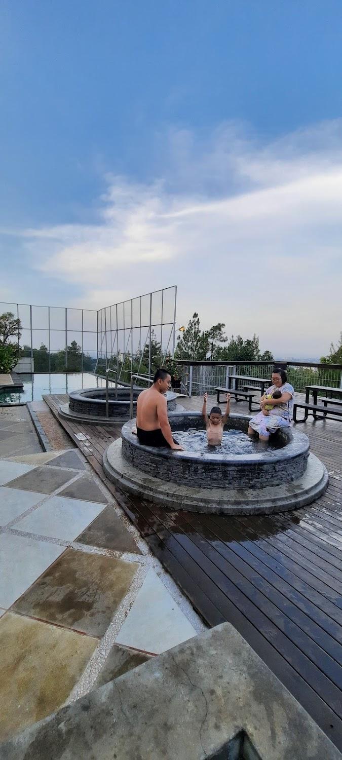 Cover Image for Roemah Asri Villa