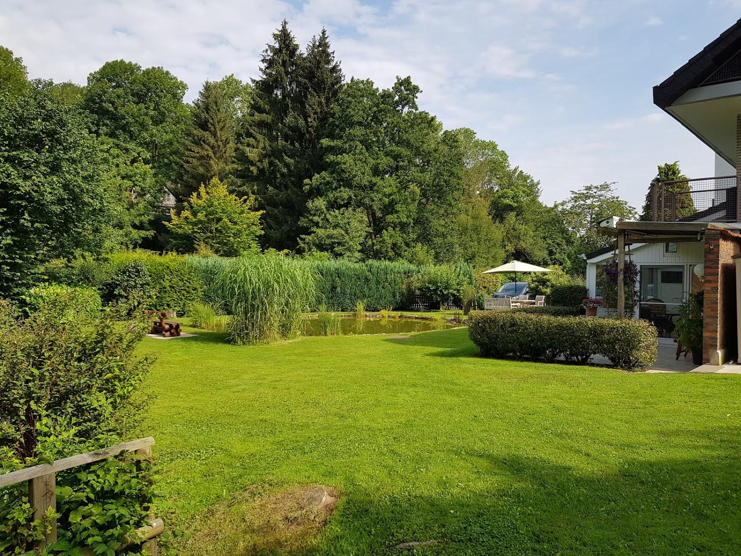 Cover Image for Haus Am Wasserfall
