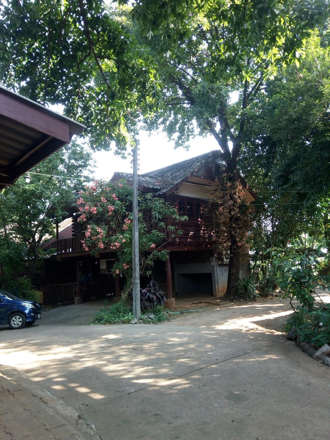 Cover Image for Somjainuek Hotel