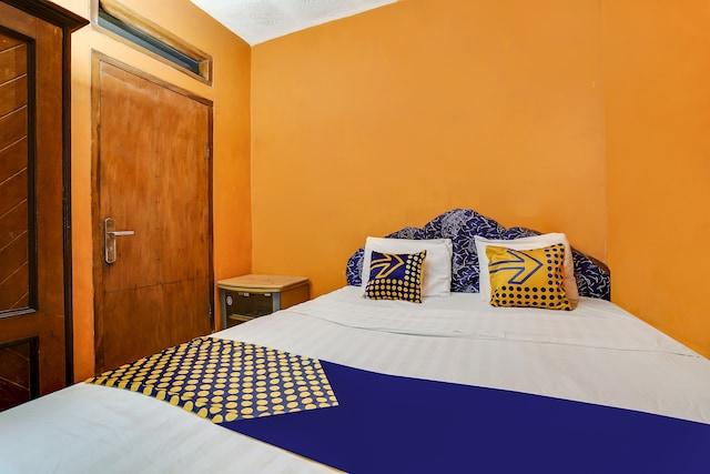 Cover Image for OYO Homes 91006 Eco Tourism Desa Cibodas Areng 5 Syariah