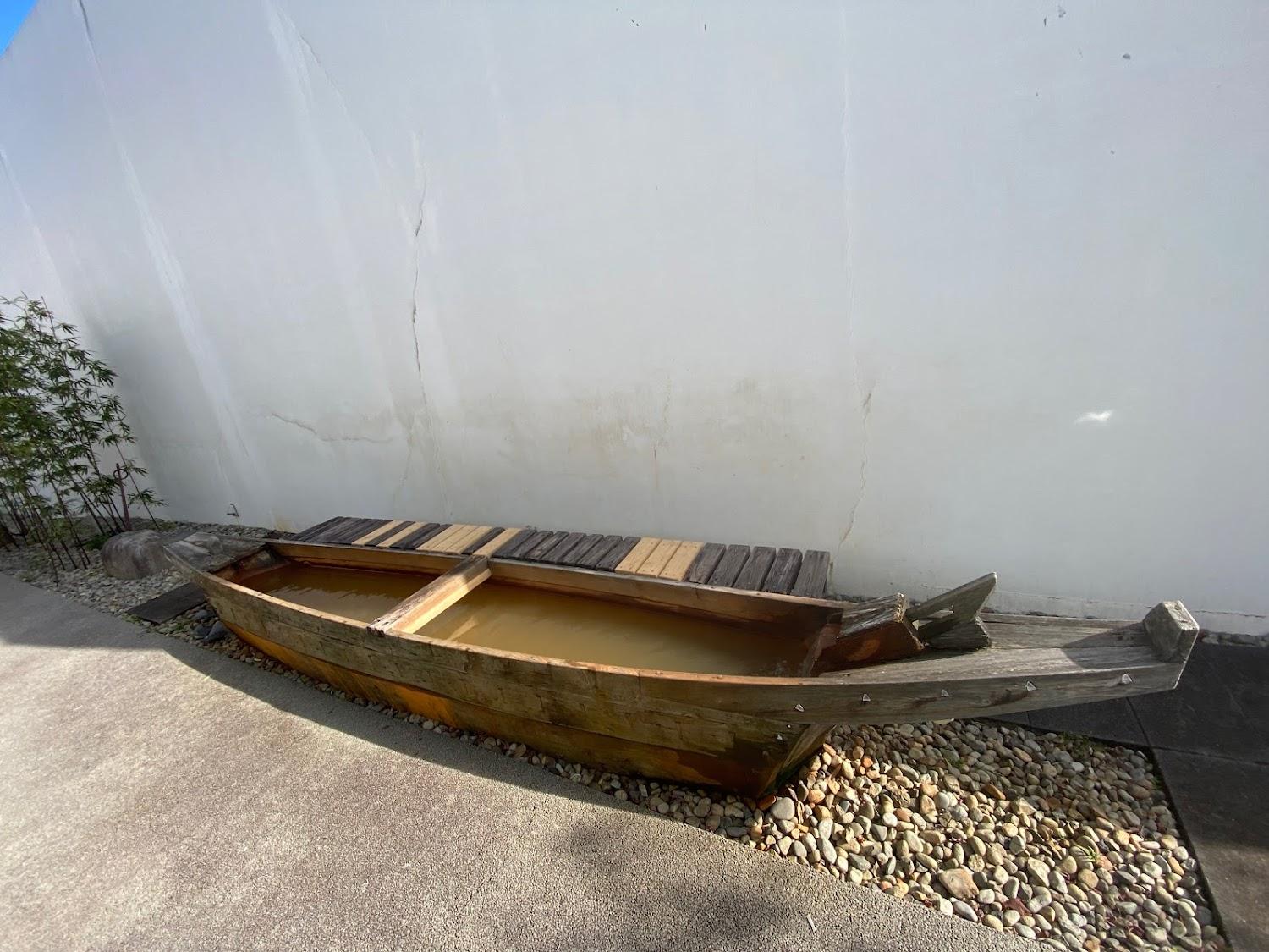 Cover Image for 長良川温泉 石金 足湯