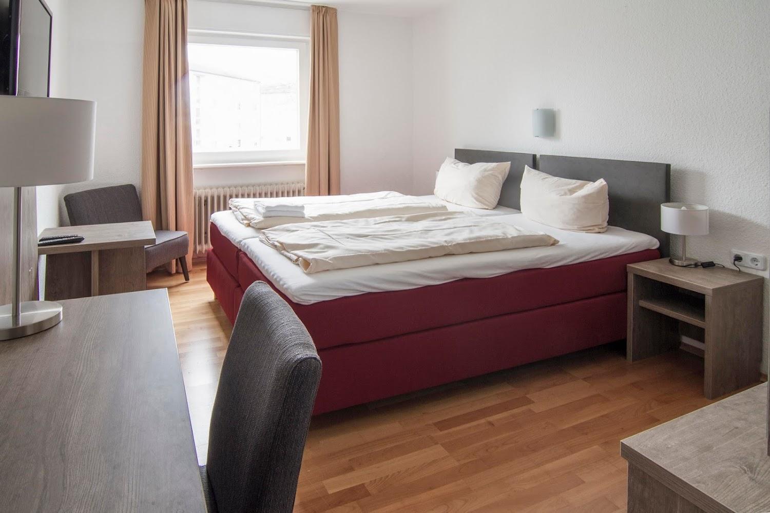 Cover Image for Hotel Maurer
