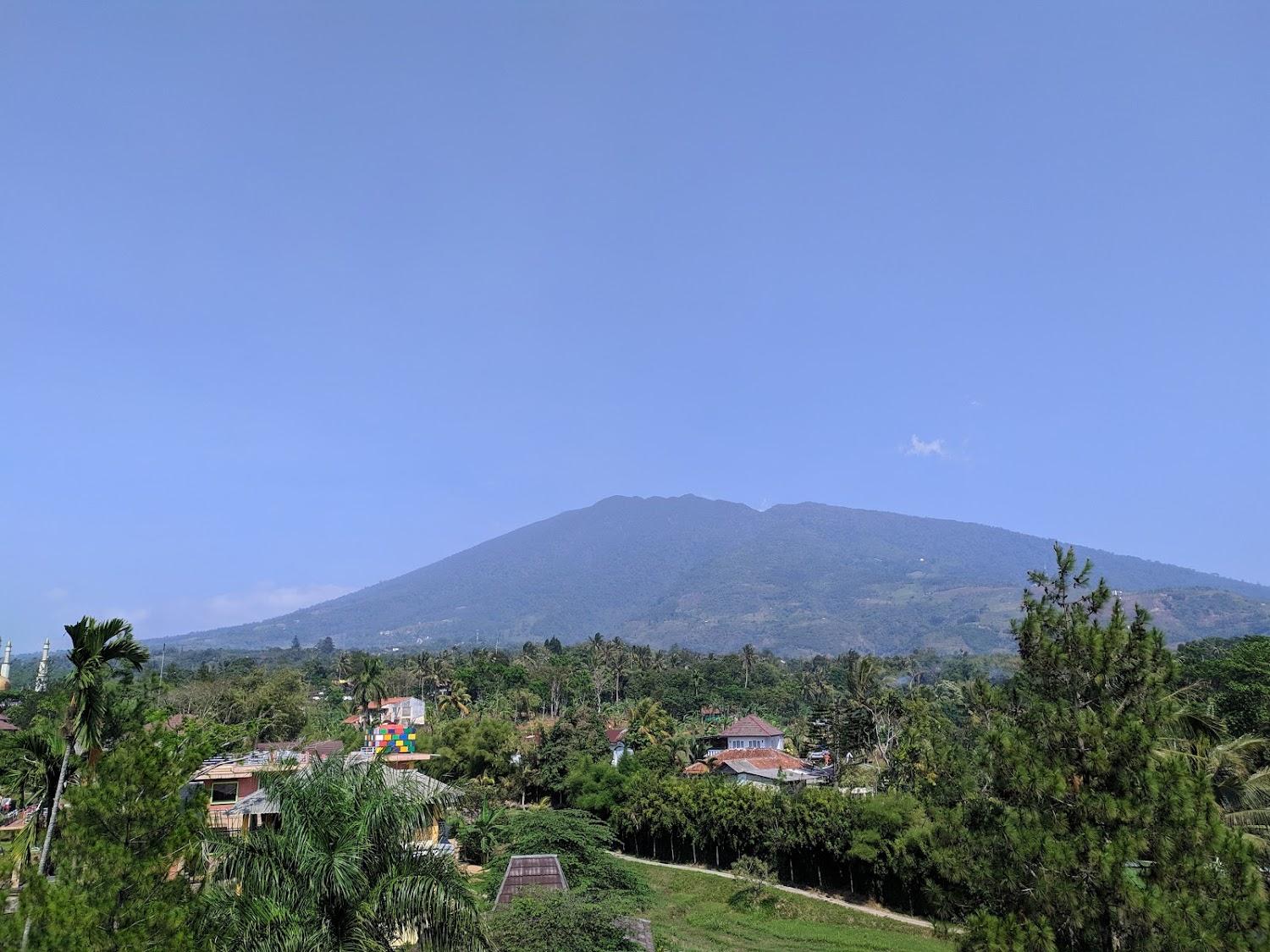 Cover Image for Kampoeng Bamboe