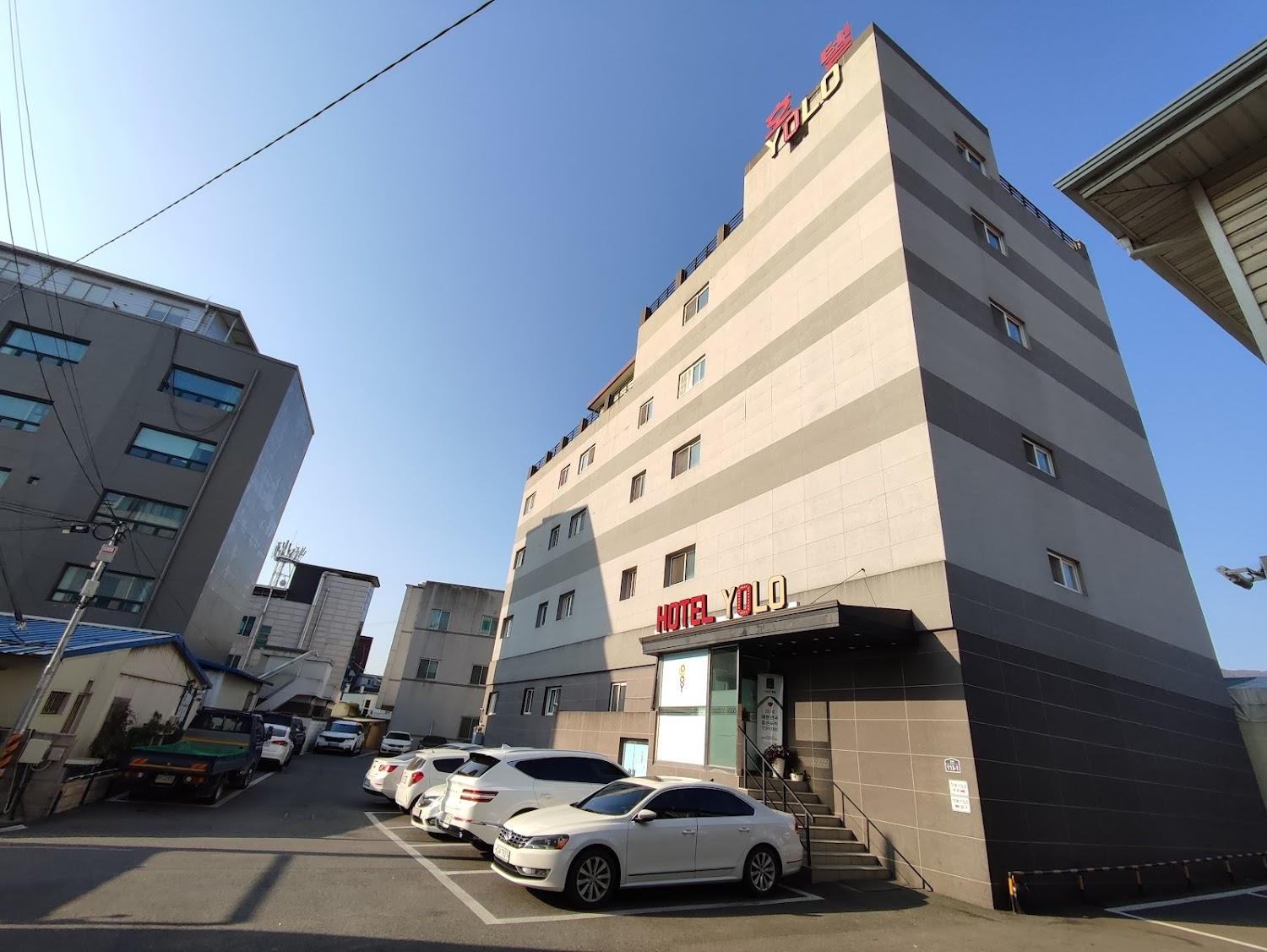 Cover Image for 호텔욜로
