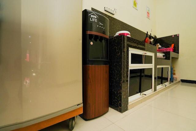 Cover Image for OYO Life 1450 Kos Siwalankerto