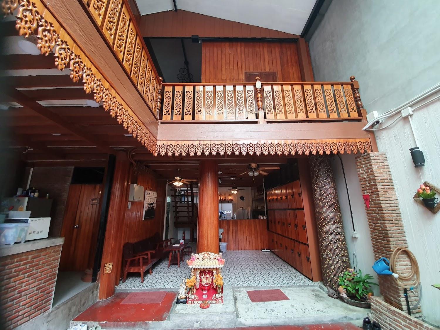 Cover Image for Home Mali Hostel at Hua Lumpong