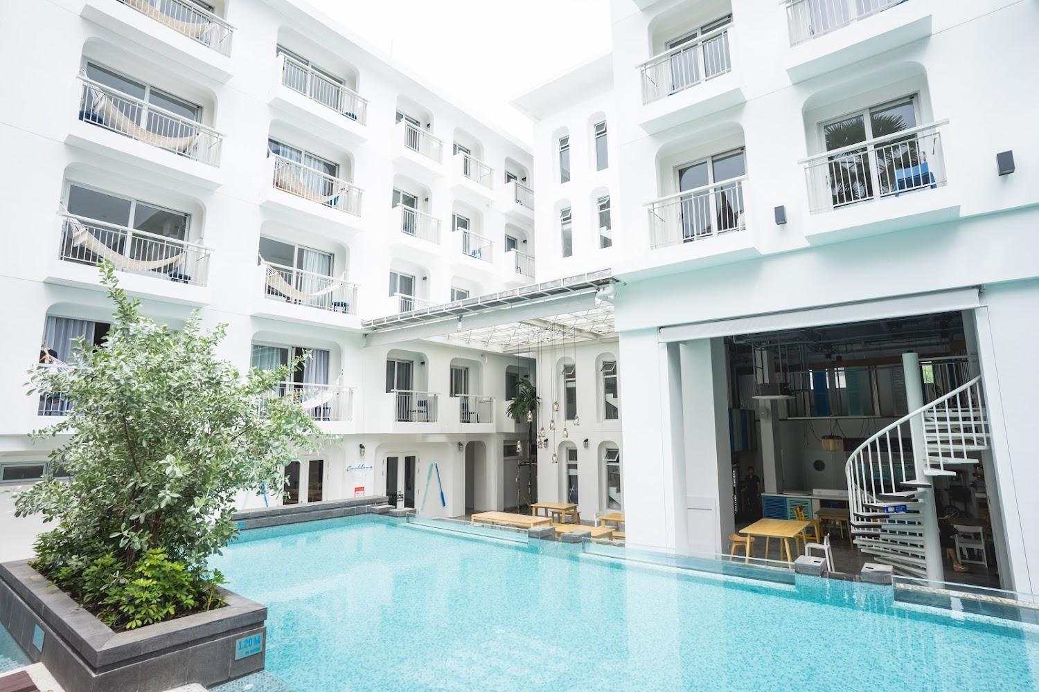 Cover Image for Lub d Phuket Patong