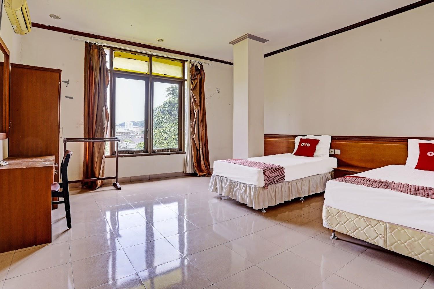Cover Image for OYO 91862 Hotel Hayani