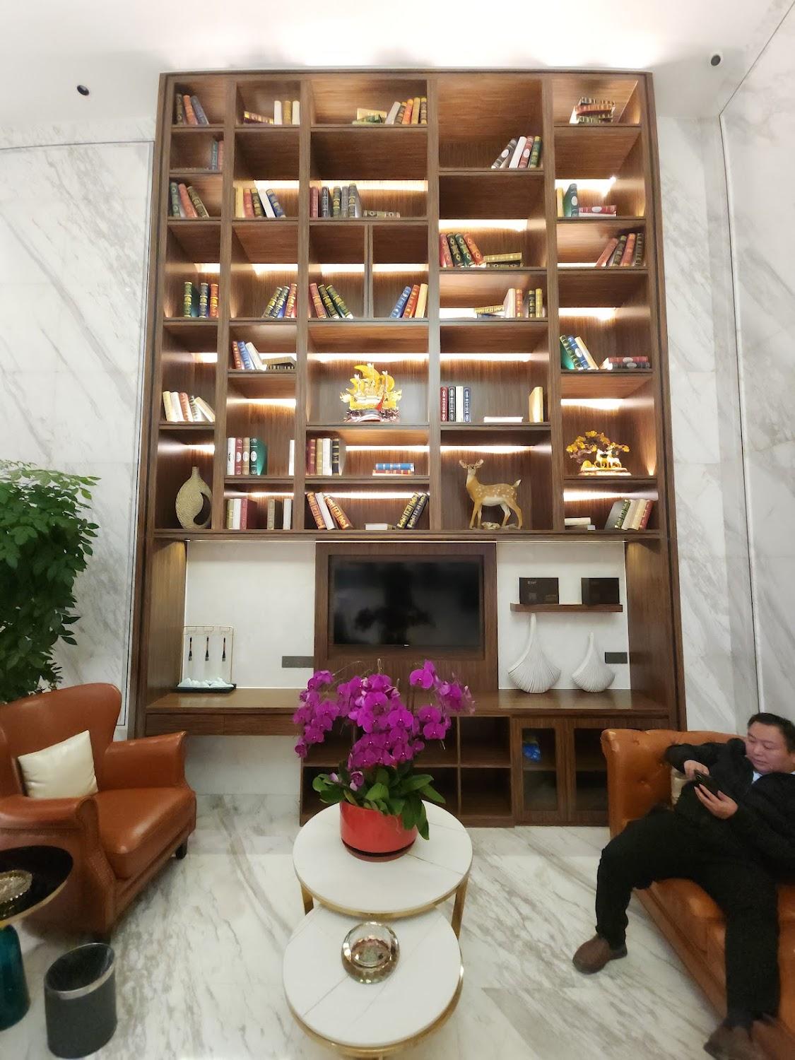 Cover Image for Vienna Hotel