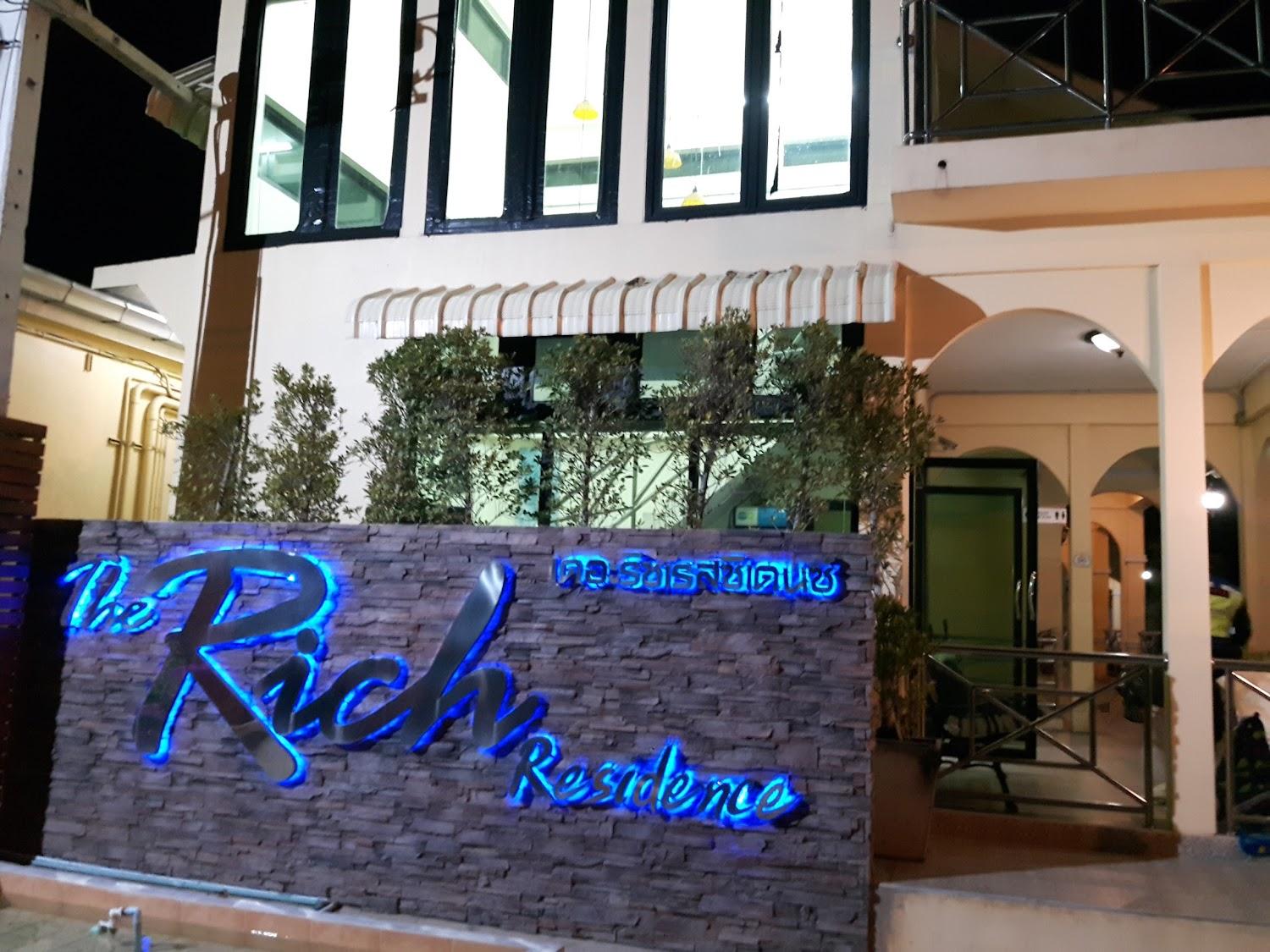 Cover Image for The Rich Residence