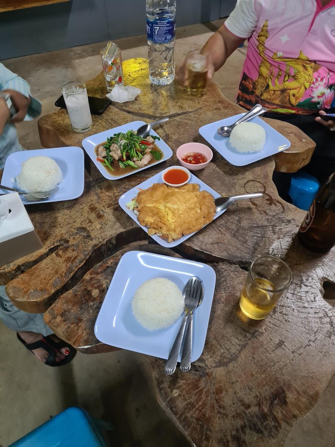 Cover Image for ดี​ รีสอร์ท​