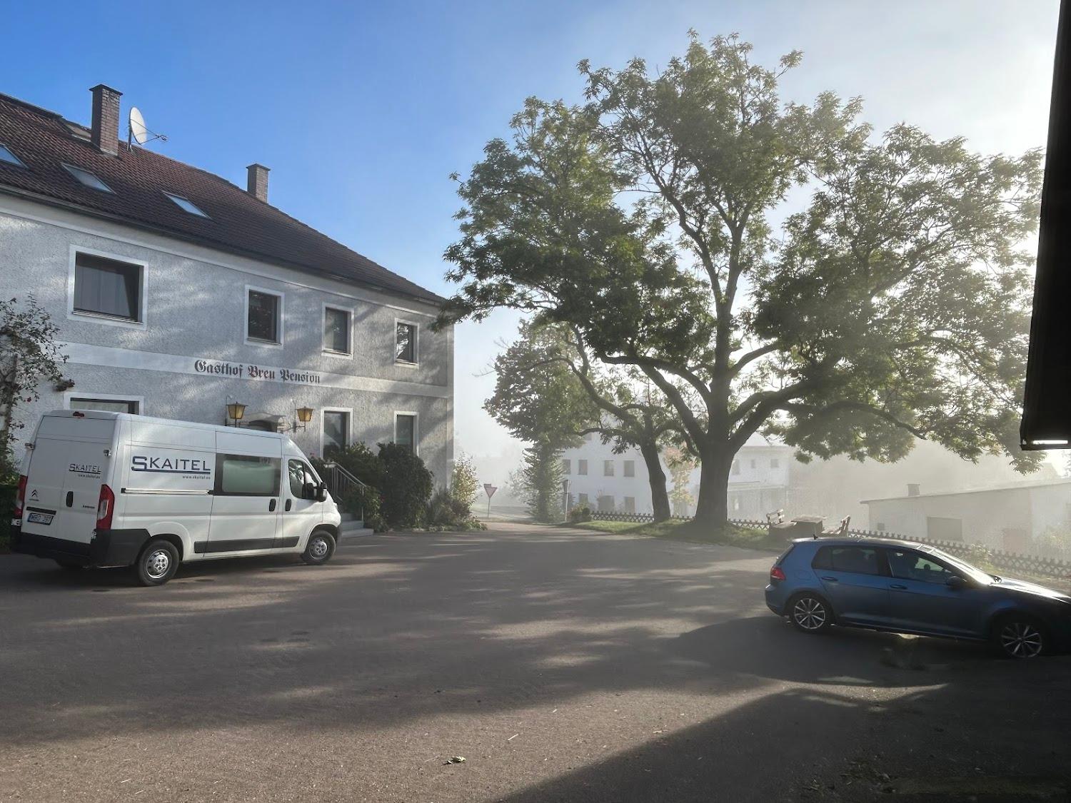 Cover Image for Gasthaus-Pension Breu