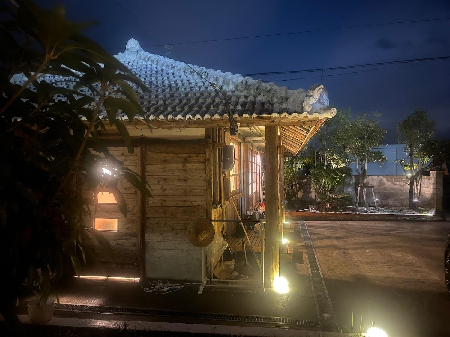 Cover Image for 琉球古民家 SPA VILLA Ⅰ〈リュウキュウコミンカ スパ ヴィラ I〉
