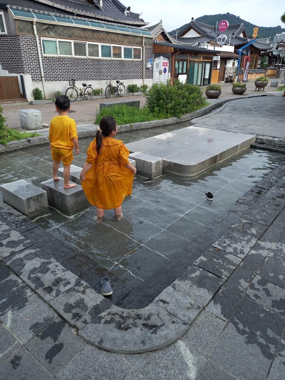 Cover Image for 전주 한옥 토박이 펜션
