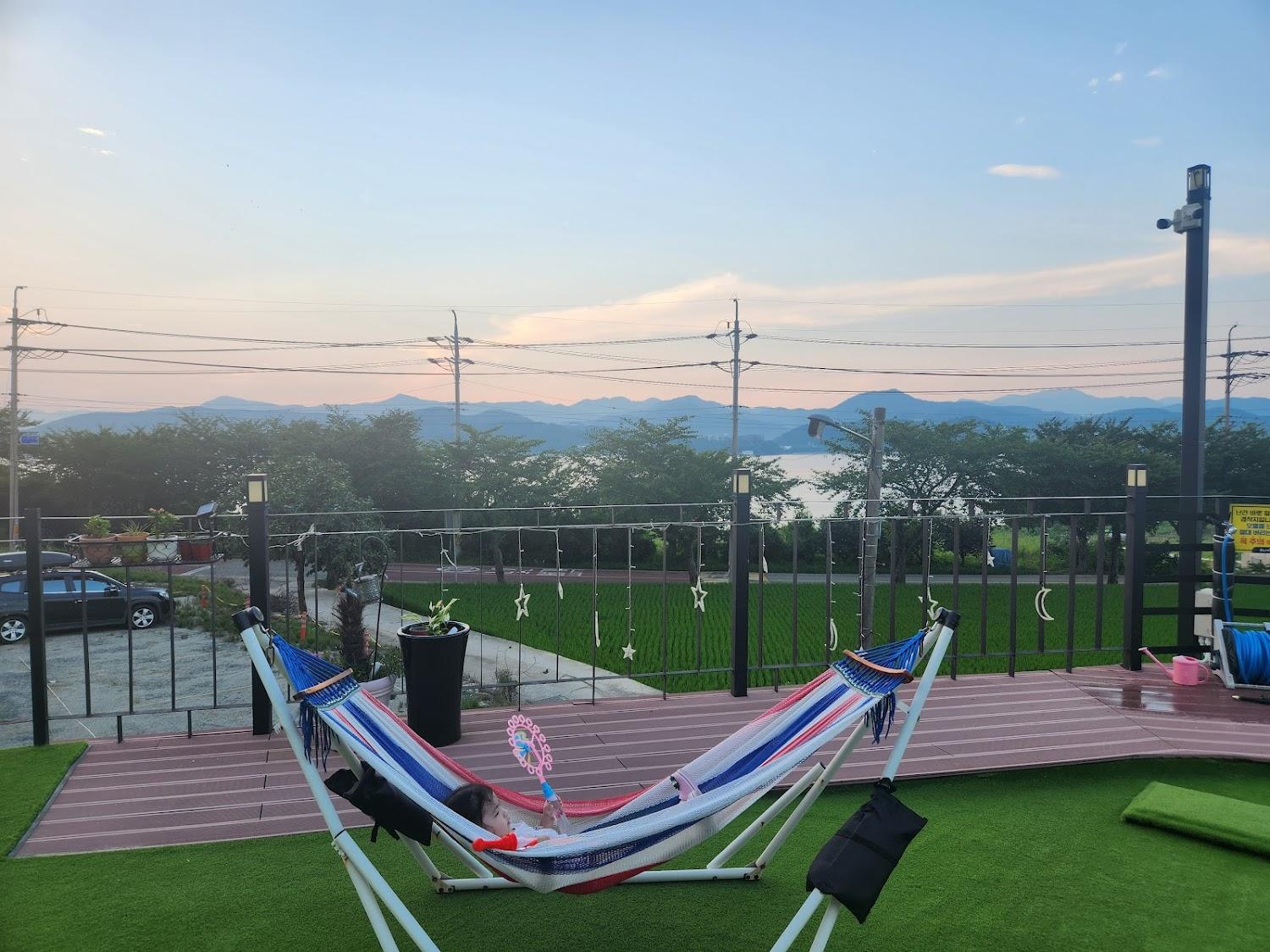 Cover Image for 루나키즈풀빌라