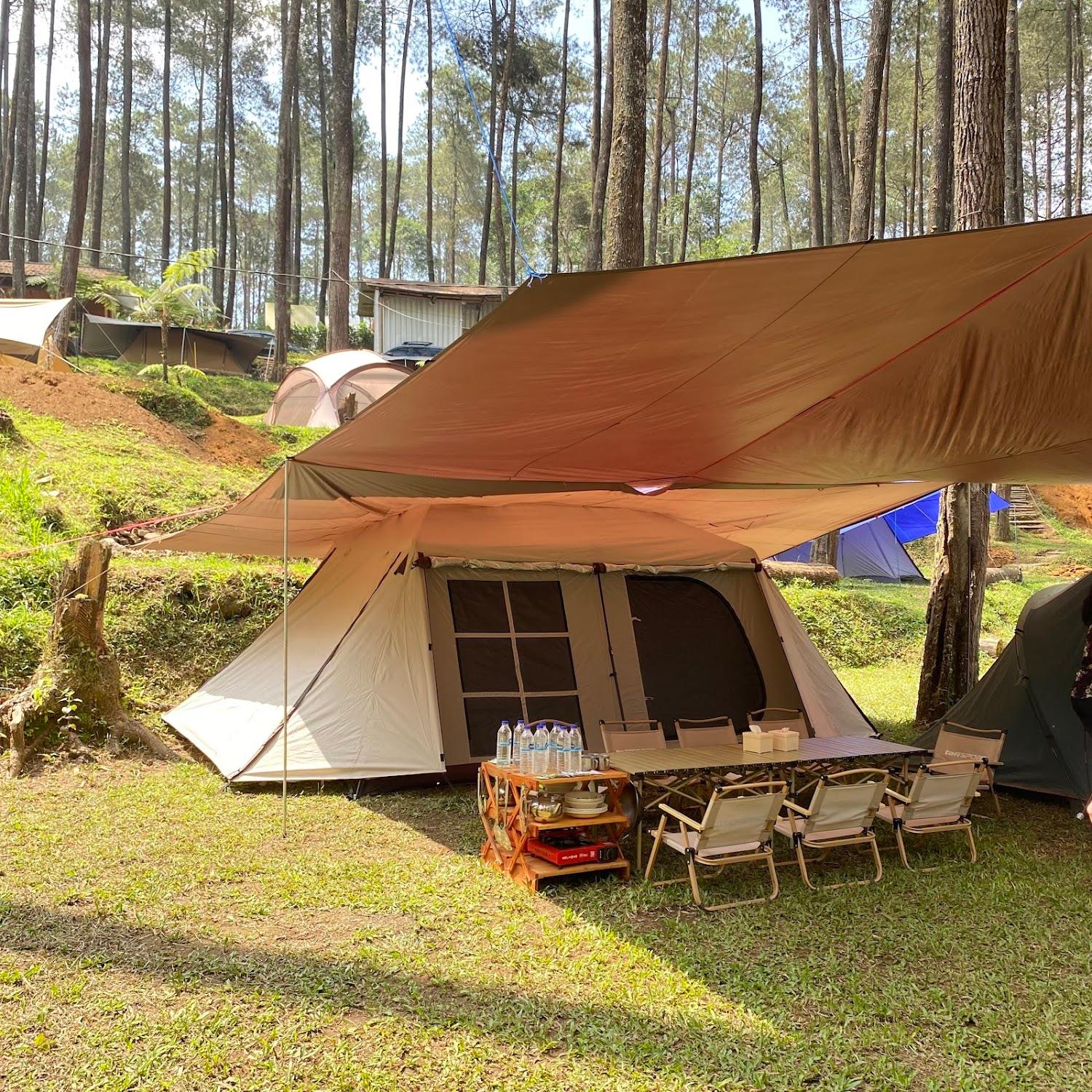 Cover Image for Finest camp