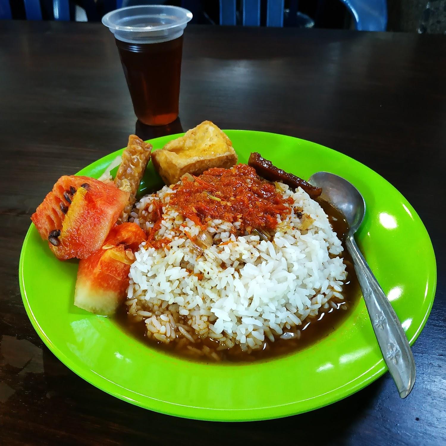 Cover Image for OYO 91567 Hotel Adi Guna