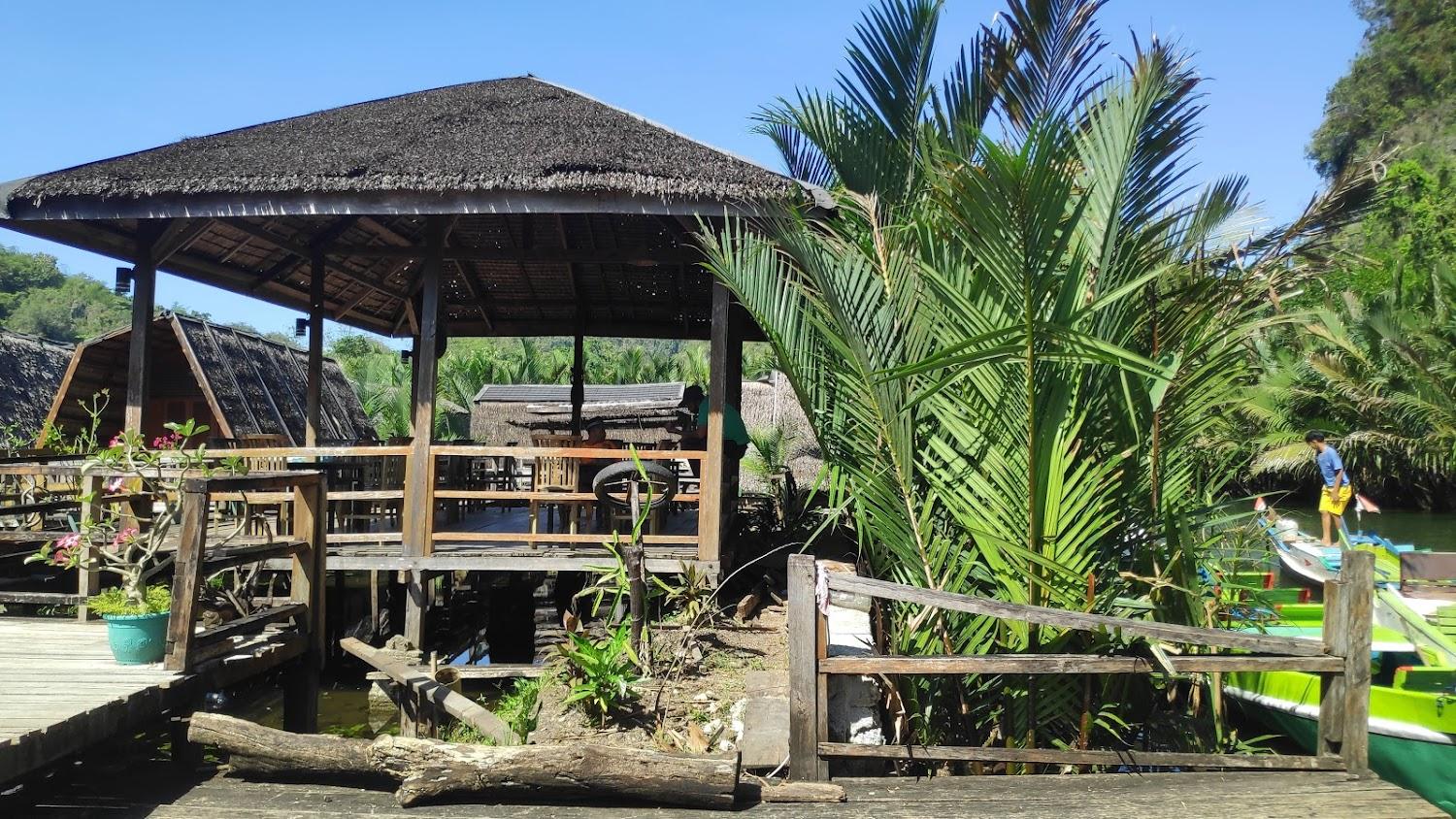 Cover Image for Cafe and Village Rammang - Rammang