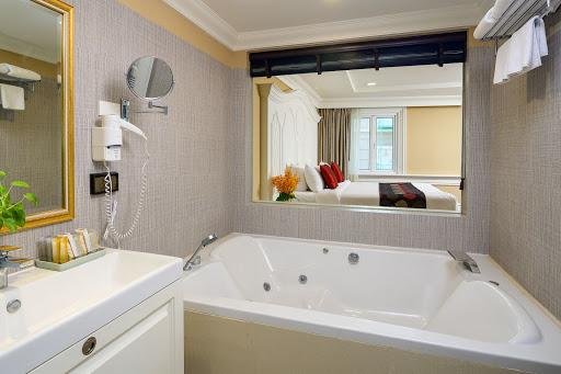 Cover Image for Kingston Suites Hotel Sukhumvit 15 Bangkok