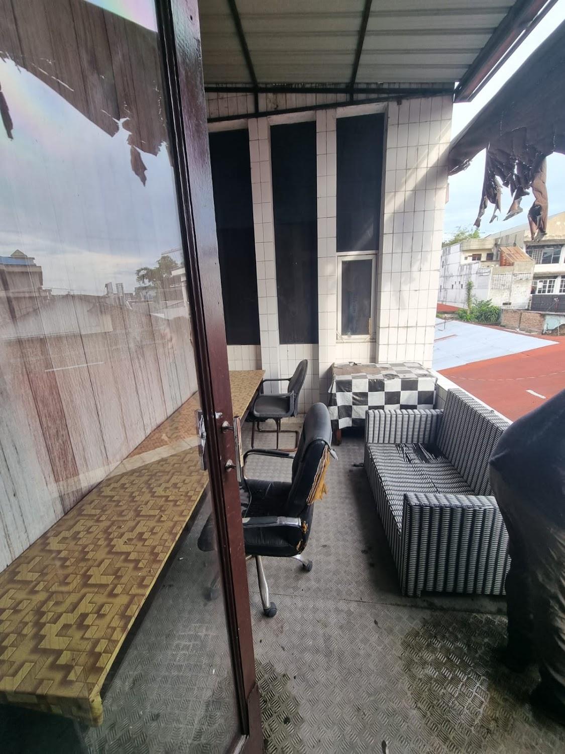 Cover Image for OYO 93003 B32 Homestay