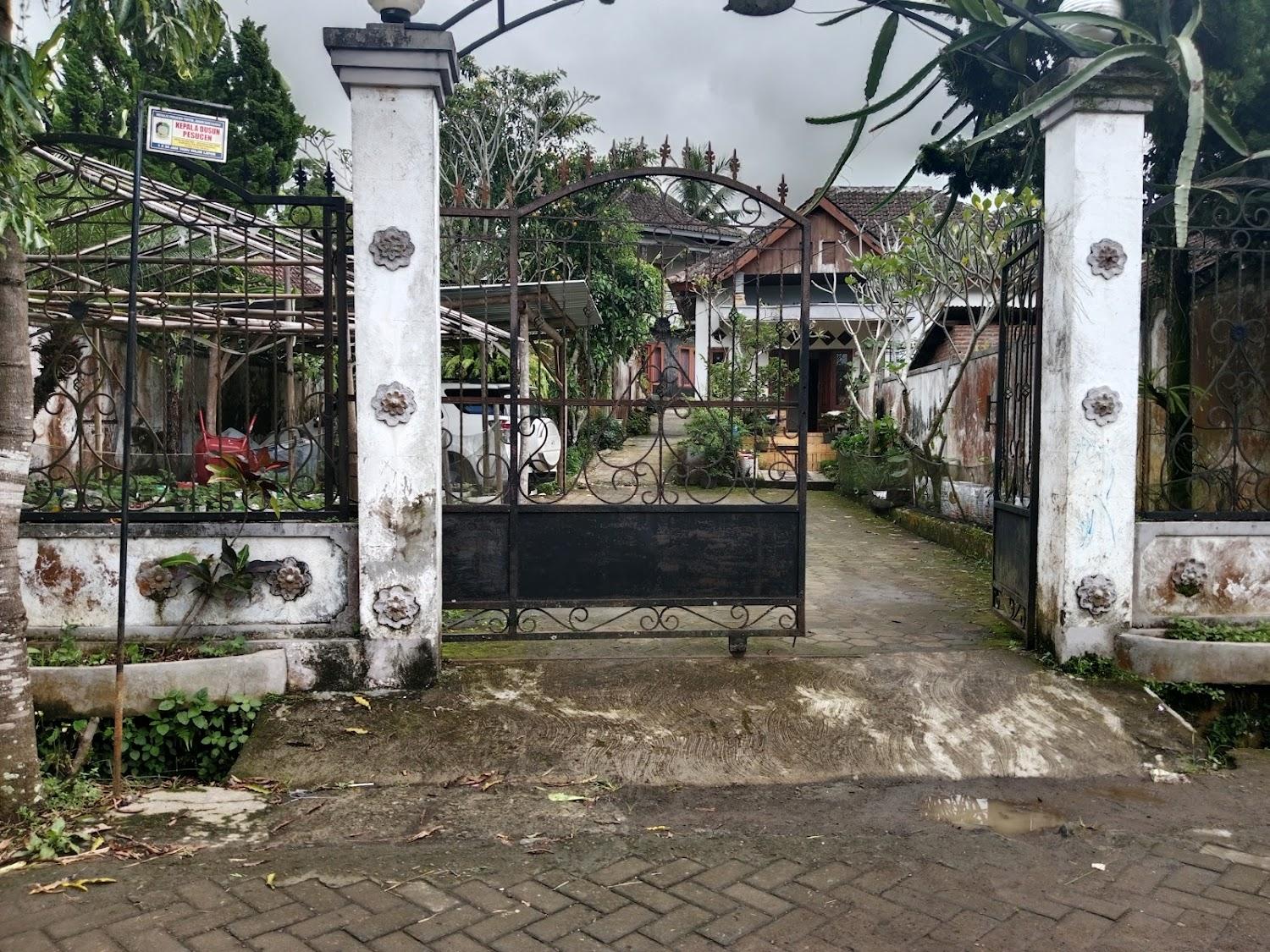 Cover Image for Santhi Homestay