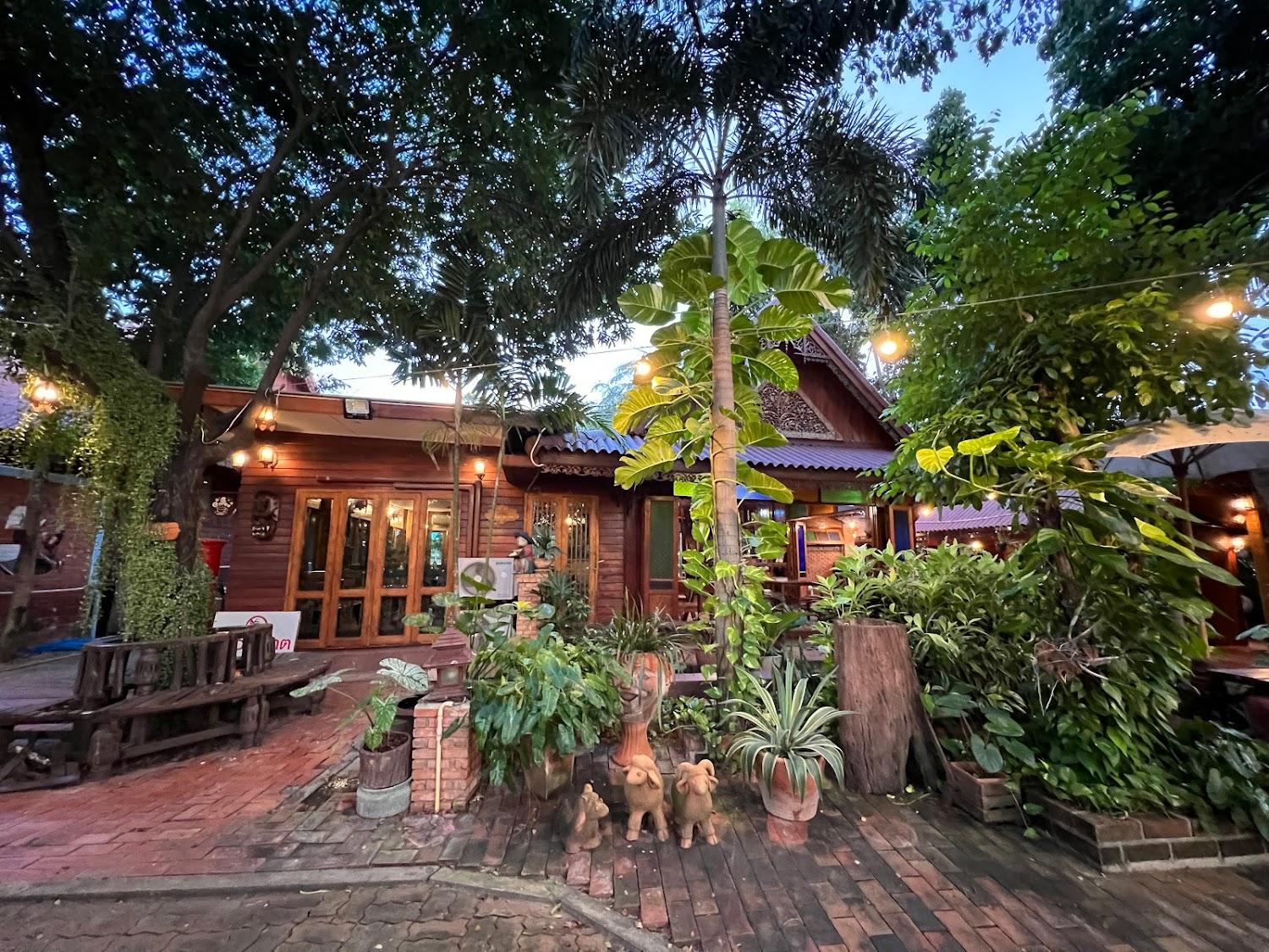 Cover Image for Chan Mai Resort