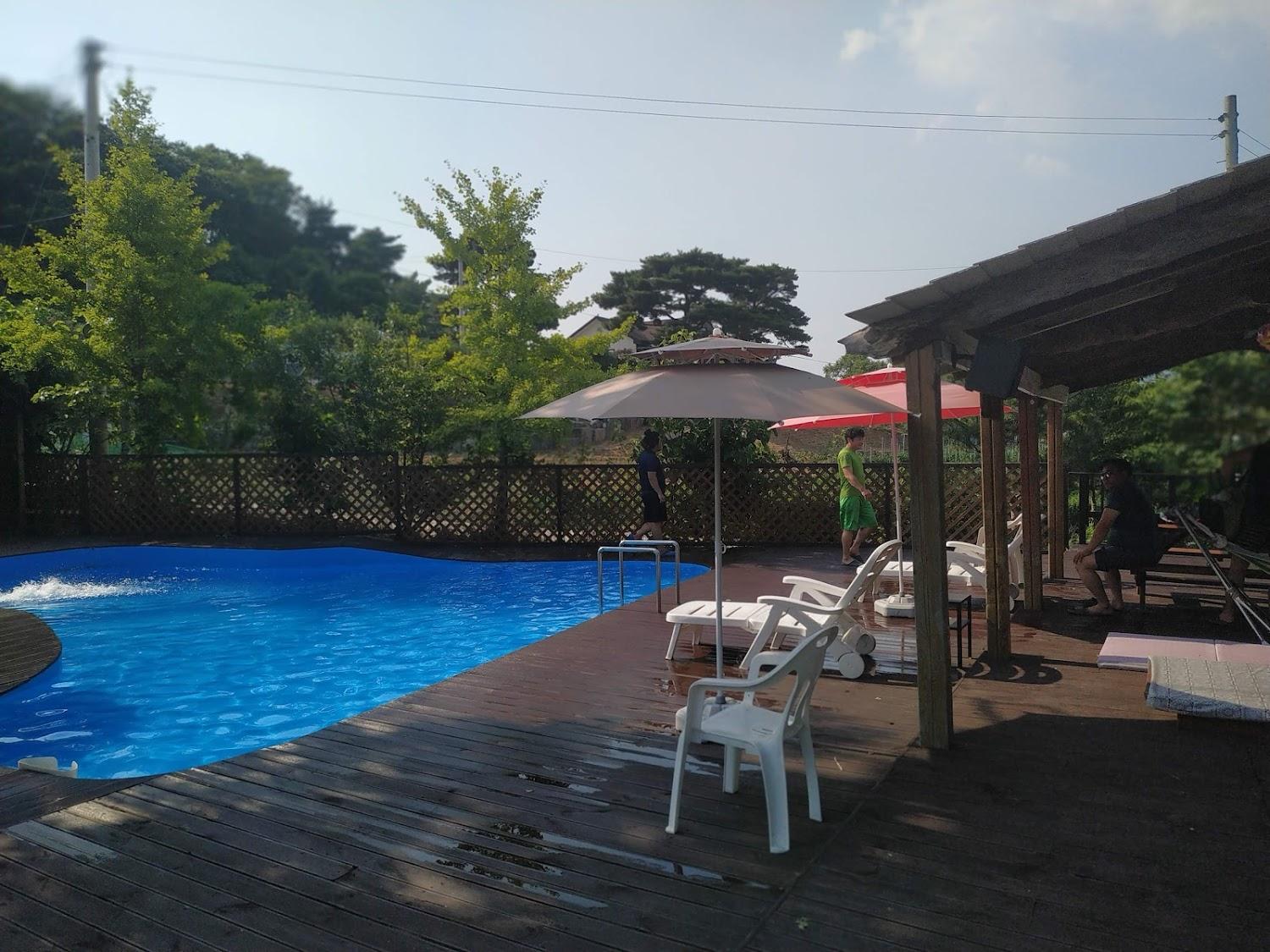 Cover Image for 뜨라래펜션