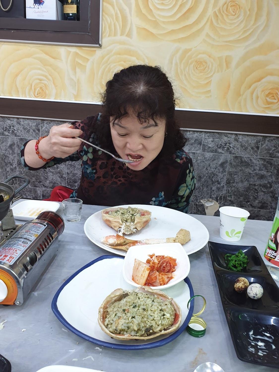 Cover Image for 용궁모텔