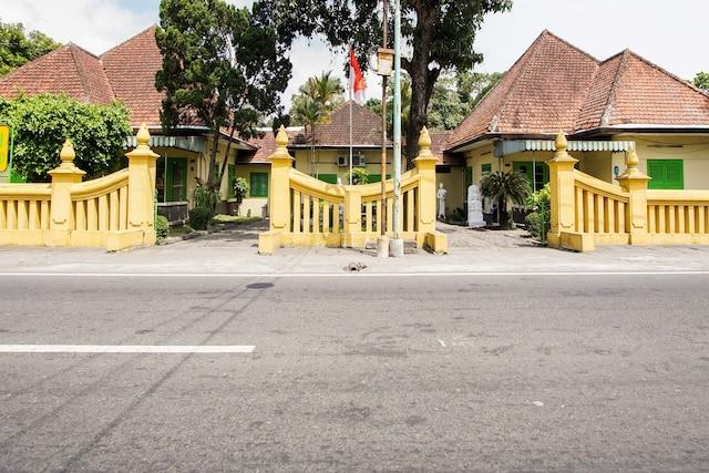 Cover Image for OYO 3322 Wisma Madukismo Pt Madubaru
