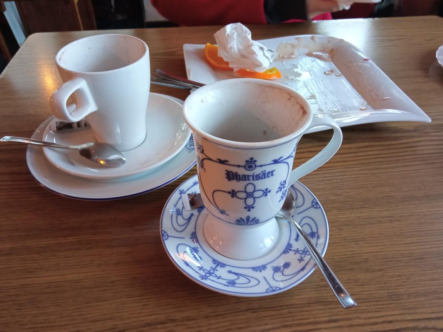 Cover Image for Das Hotel Café Caro