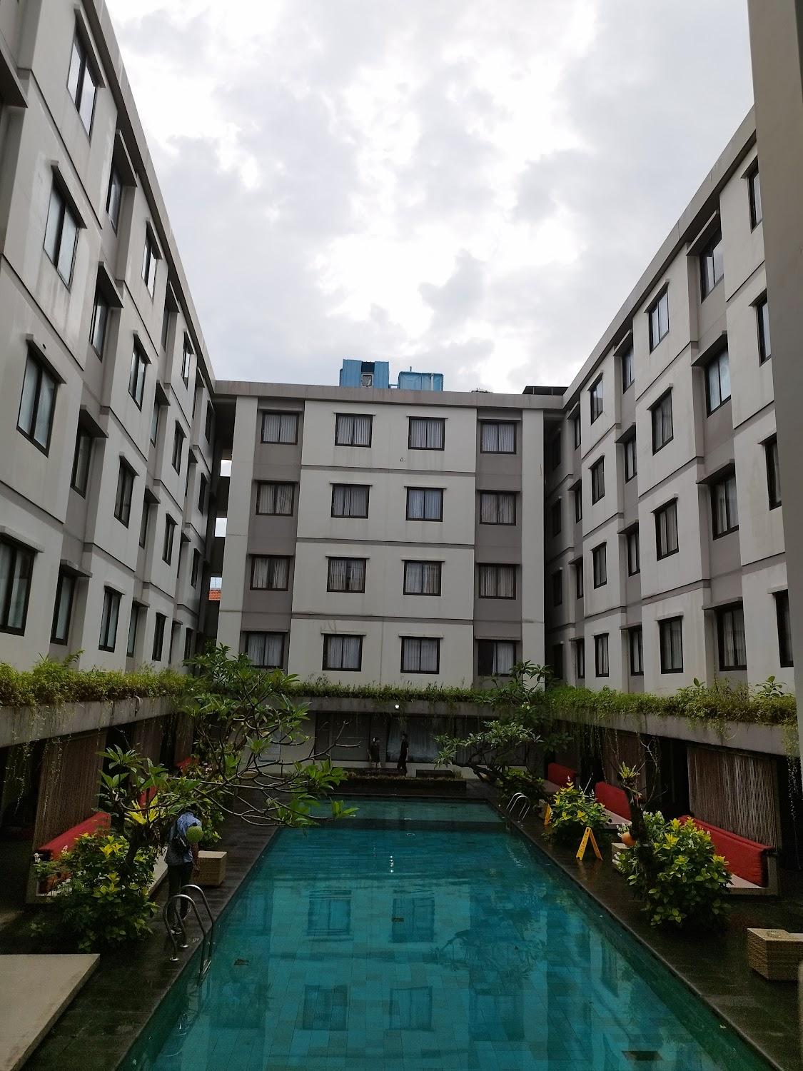 Cover Image for 호텔발리