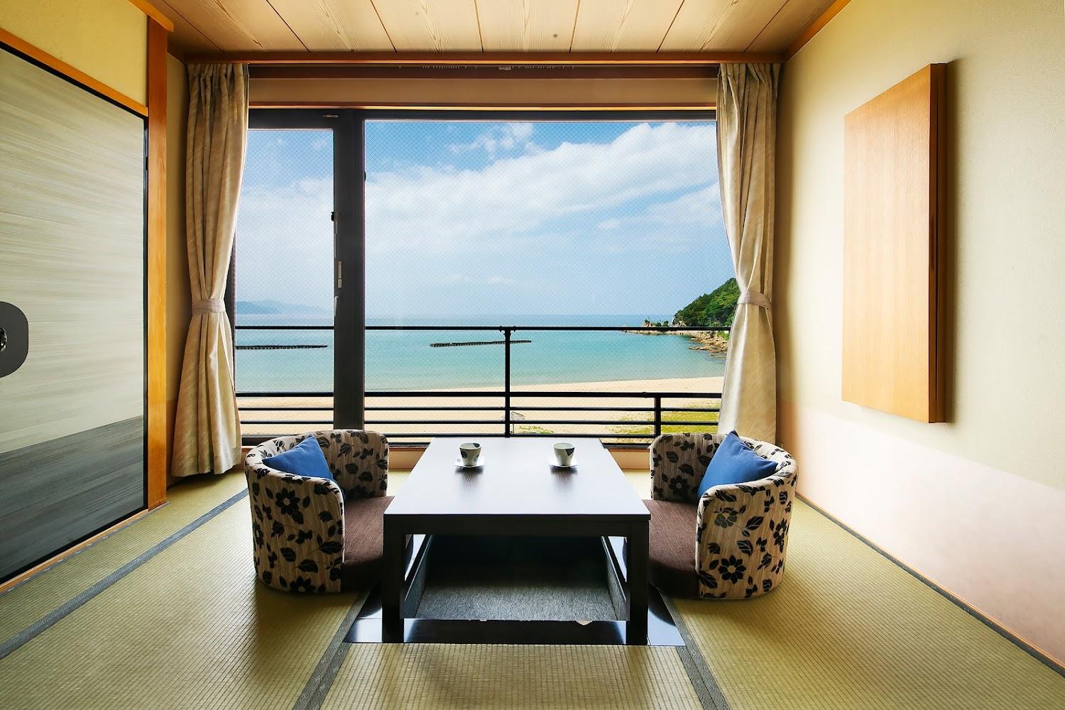 Cover Image for Yuhigaura Onsen Ryokan Hanaogi