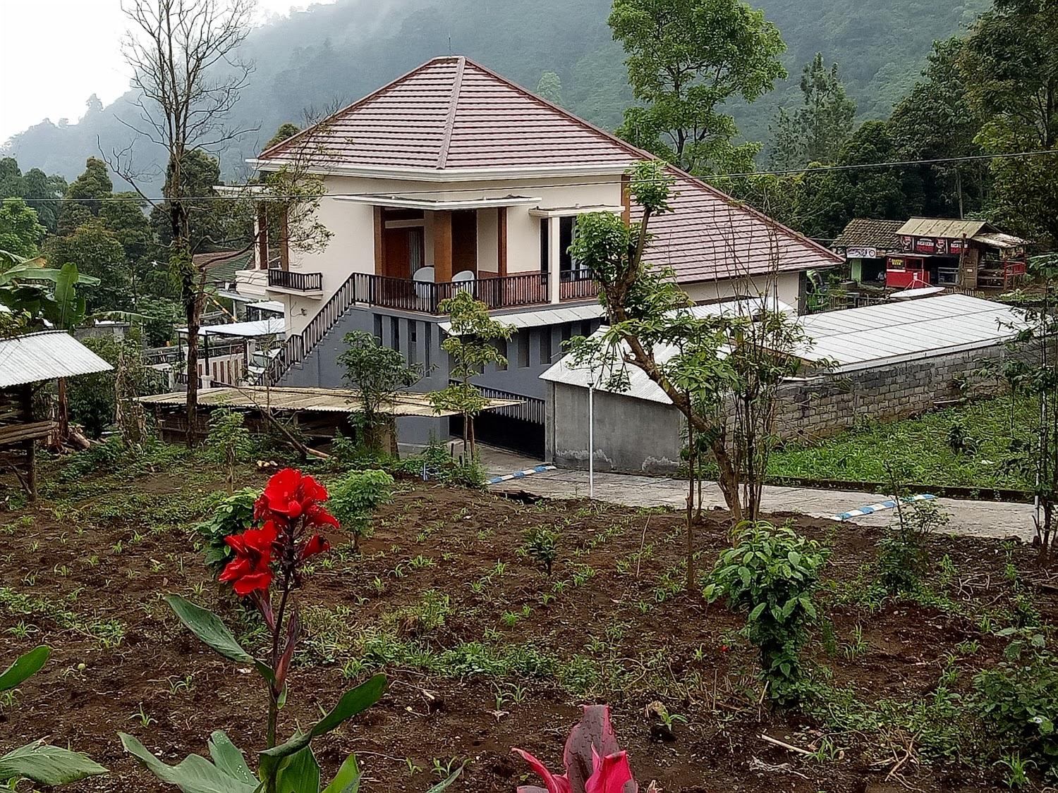 Cover Image for Bromo Ecolodge