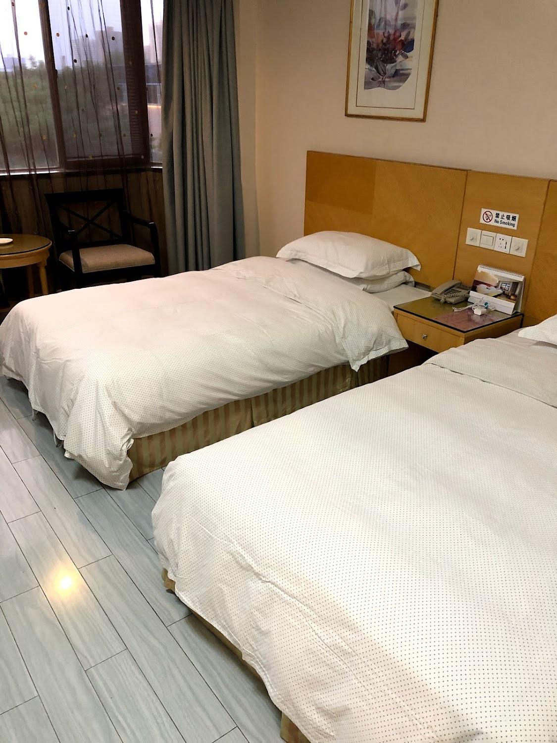 Cover Image for 丝绸之路大酒店