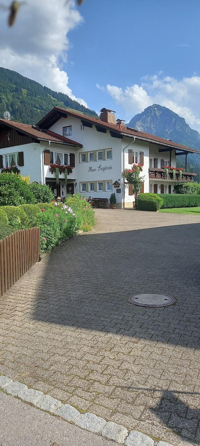 Cover Image for Haus Sieglinde