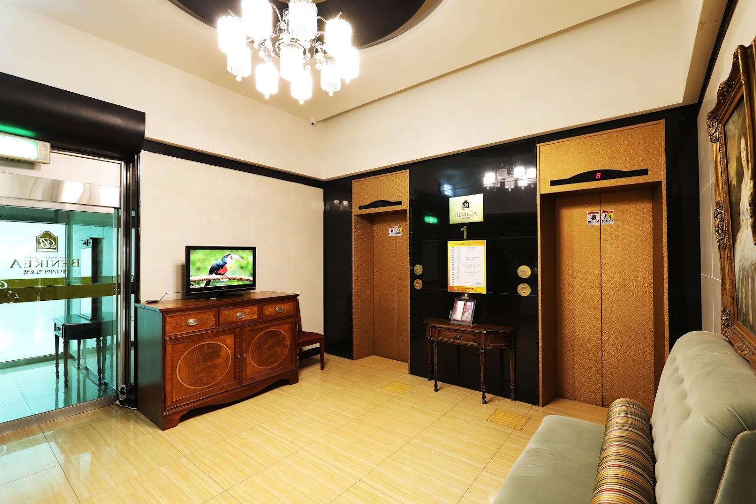 Cover Image for 베니키아 탑 관광호텔