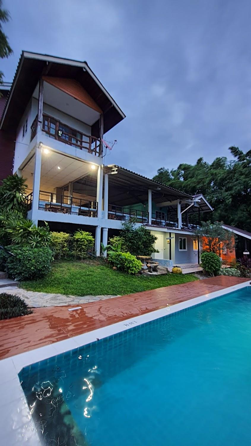 Cover Image for Happiness Resort