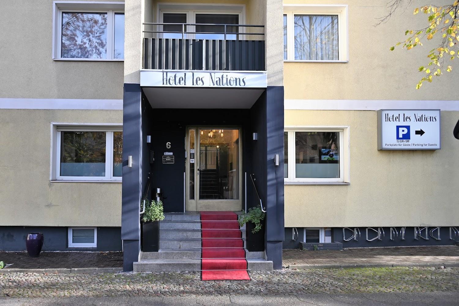 Cover Image for Hotel Les Nations
