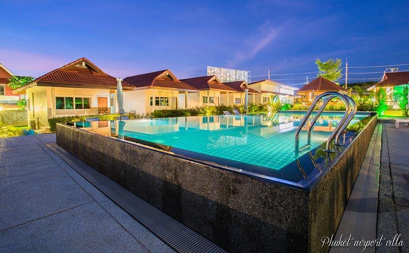 Cover Image for Ảnh At a glance