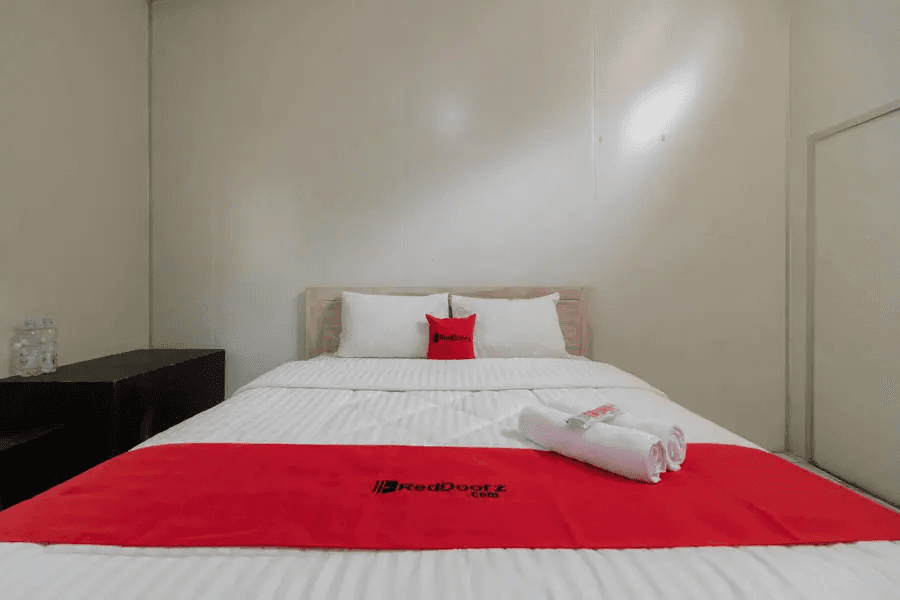 Cover Image for RedDoorz @ Taman Green Legon