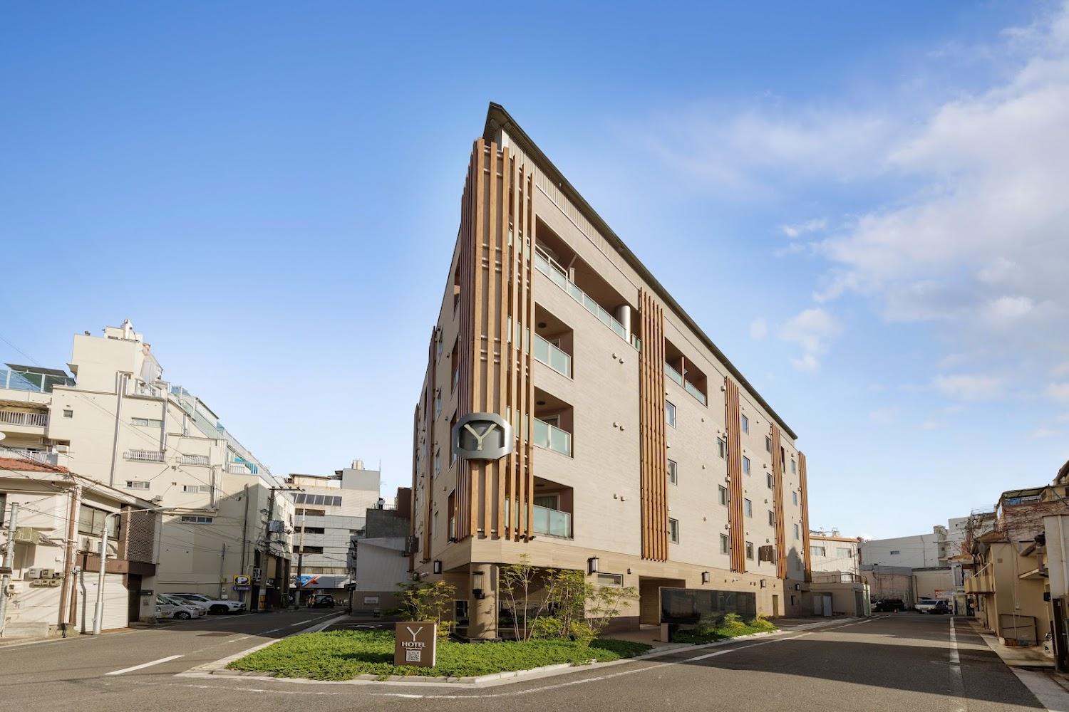 Cover Image for Y-HOTEL