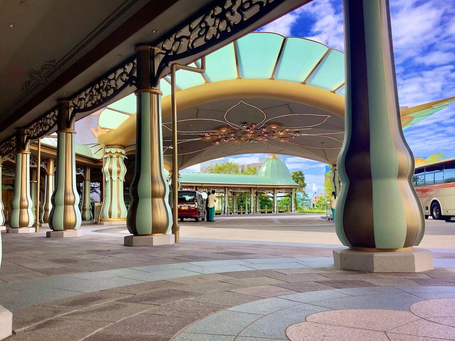 Cover Image for Tokyo DisneySea Fantasy Springs Hotel Fantasy Chateau
