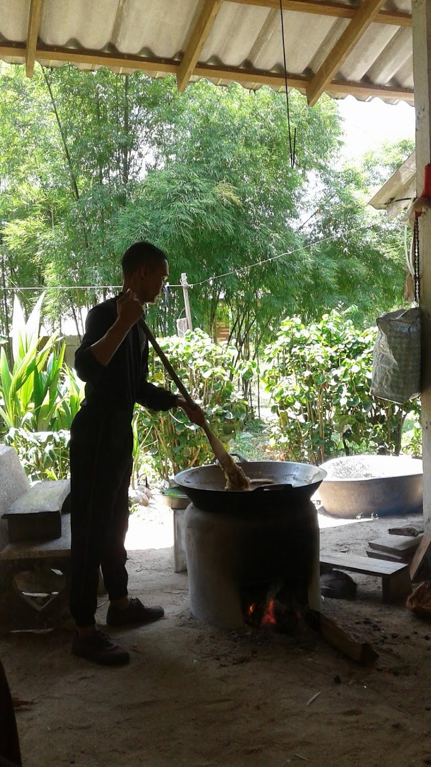 Cover Image for Rain Pee Khai - เรินพี่ไข่