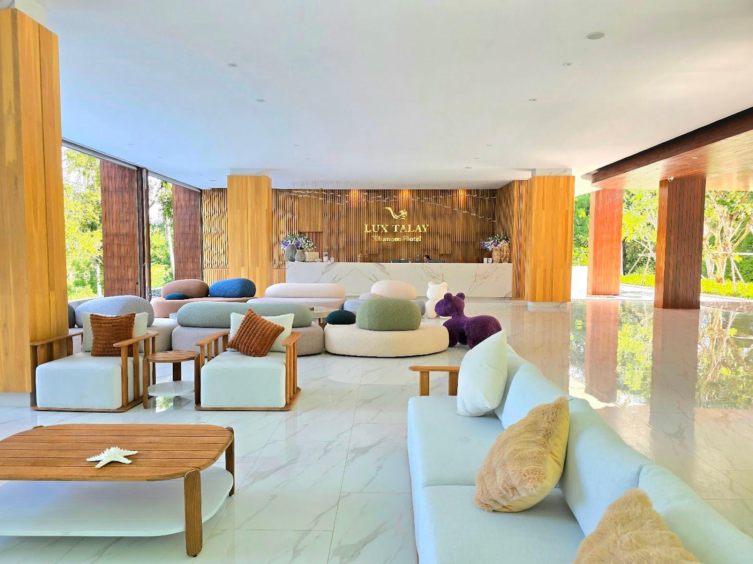 Cover Image for Luxtalay khanom hotel