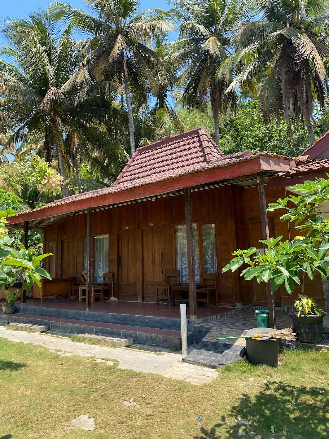 Cover Image for OYO Life 91201 Larasati Homestay Pantai Klayar
